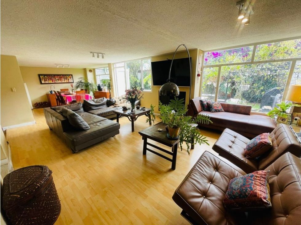 Casa en venta Cundinamarca Bogotá Las Villas 280 m2 Habitaciones 3 Baños 3 Garajes 2 Precio $1150000000