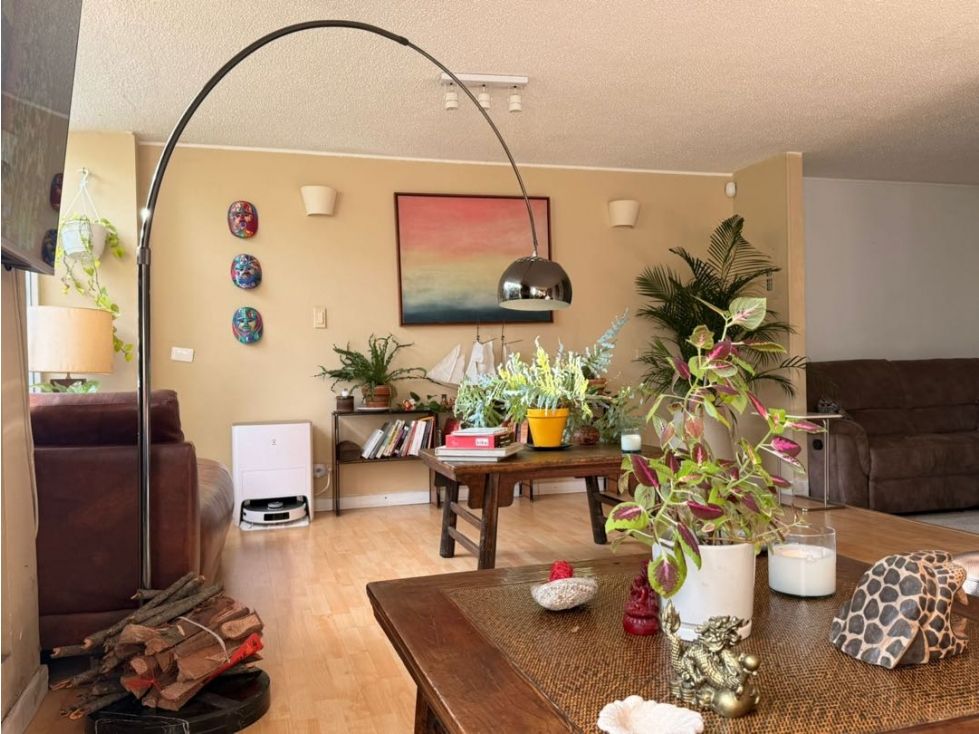 Casa en venta Cundinamarca Bogotá Las Villas 280 m2 Habitaciones 3 Baños 3 Garajes 2 Precio $1150000000