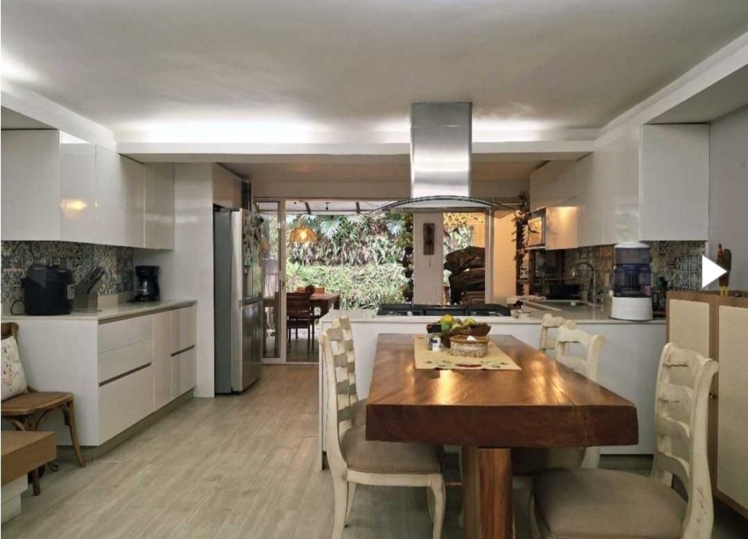 Casa en venta Antioquia Envigado Loma Del Barro 153 m2 Habitaciones 3 Baños 3 Garajes 2 Precio $930000000