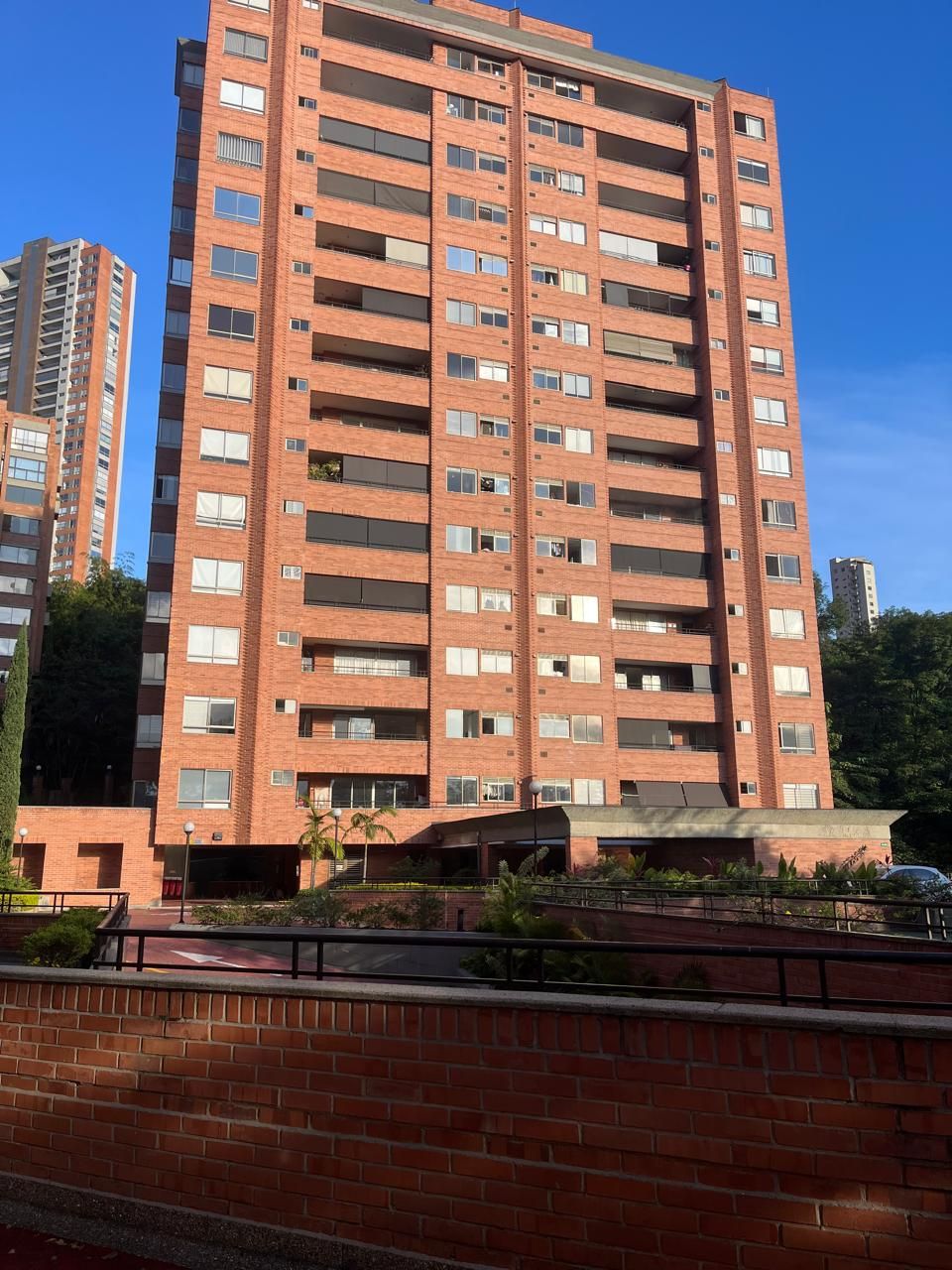 Apartamento en venta Antioquia Medellín El Tesoro 165 m2 Habitaciones 4 Baños 3 Garajes 2 Precio $1249000000