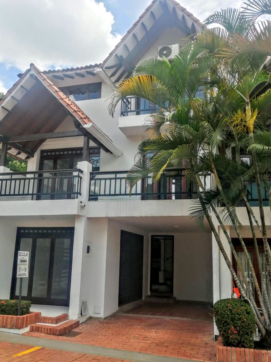 Casa en venta Meta Villavicencio Margarita Real Condominio 157 m2 Habitaciones 3 Baños 3 Garajes 1 Precio $520000000