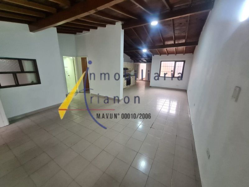 Casa en arriendo Antioquia Medellín Altavista 85 m2 Habitaciones 3 Baños 2 Garajes 0 Precio $2300000