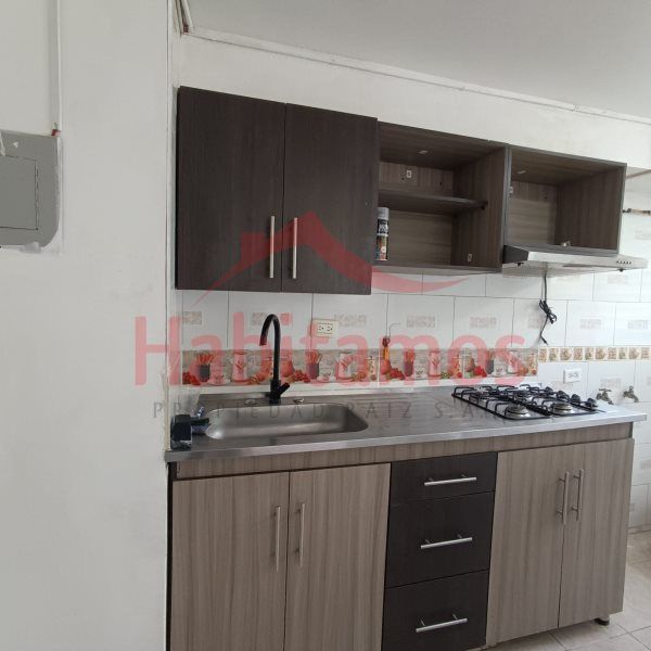 Apartamento en arriendo Antioquia Medellín Versalles No1 59 m2 Habitaciones 3 Baños 2 Garajes 0 Precio $2200000