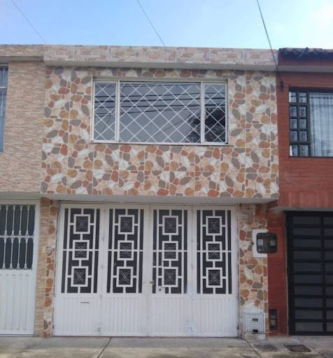 Casa en arriendo Cundinamarca Bogotá Villa Alsacia 2 36 m2 Habitaciones 4 Baños 3 Garajes 1 Precio $2950000