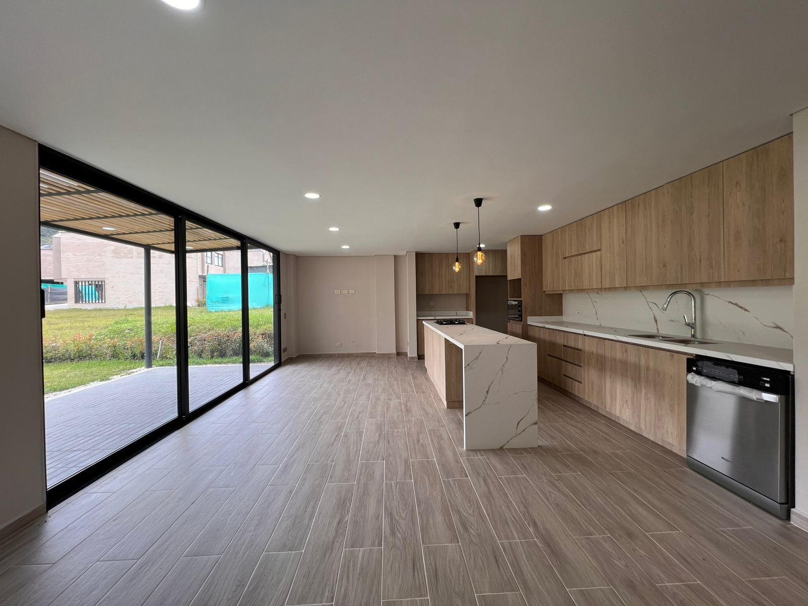 Casa en venta Antioquia El Retiro El Plan 238 m2 Habitaciones 3 Baños 4 Garajes 2 Precio $2230000000