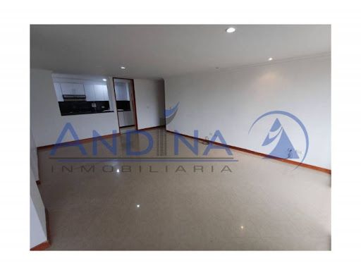 Apartamento en arriendo Antioquia Envigado El Esmeraldal 115 m2 Habitaciones 3 Baños 2 Garajes 1 Precio $5000000