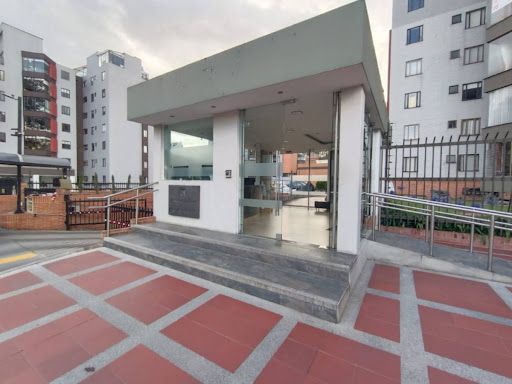Apartamento en arriendo Cundinamarca Bogotá Prado Veraniego 82 m2 Habitaciones 3 Baños 3 Garajes 2 Precio $3800000