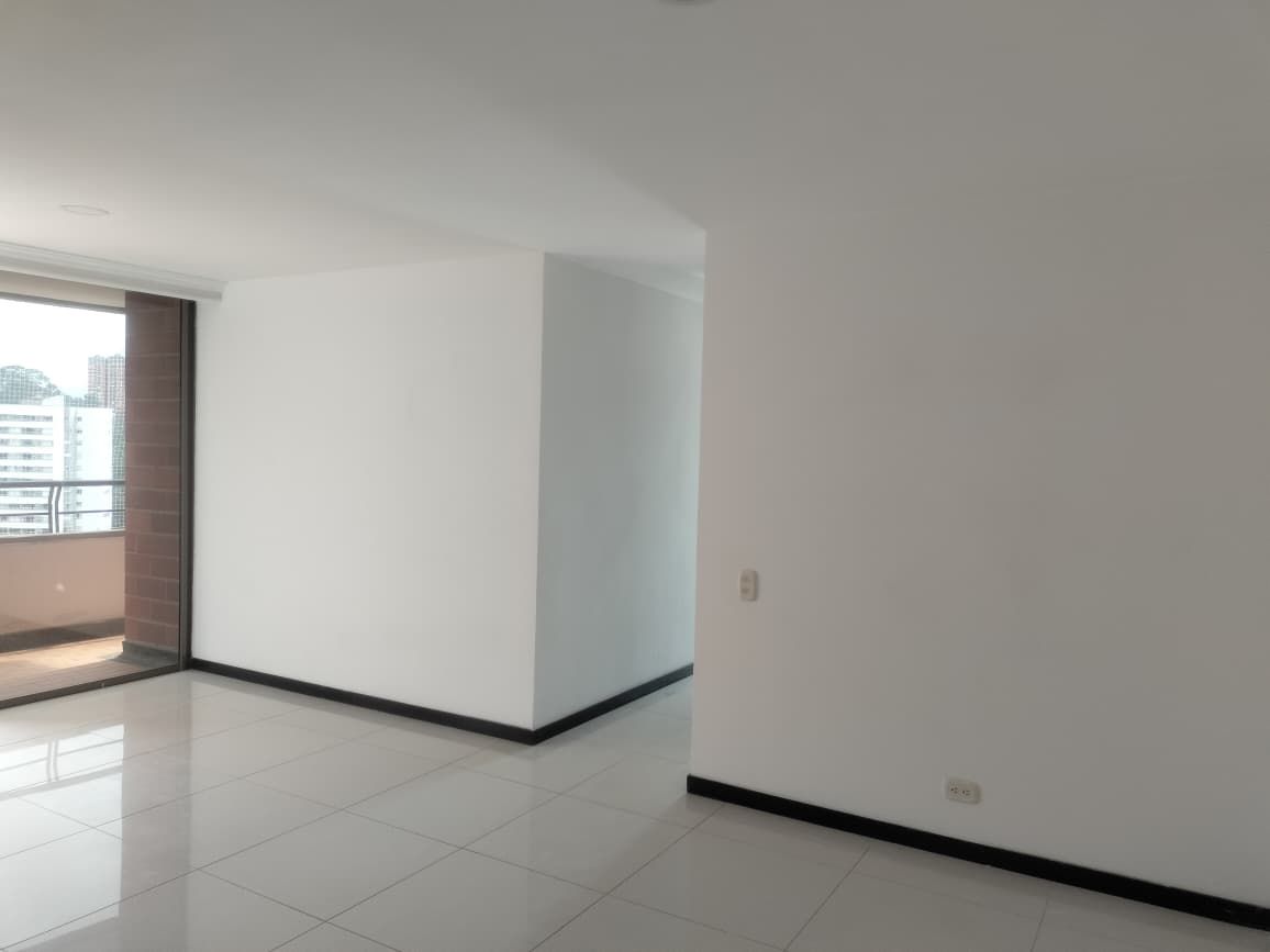 Apartamento en venta Antioquia Medellín San Diego 79 m2 Habitaciones 3 Baños 2 Garajes 1 Precio $590000000