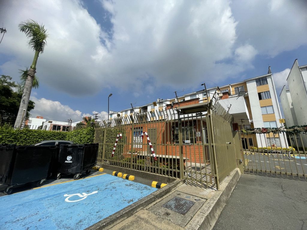 Apartamento en arriendo Valle Del Cauca Cali Lili 60 m2 Habitaciones 2 Baños 2 Garajes 0 Precio $1270000