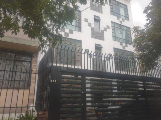 Apartamento en arriendo Cundinamarca Bogotá El Campin 170 m2 Habitaciones 4 Baños 3 Garajes 0 Precio $3900000