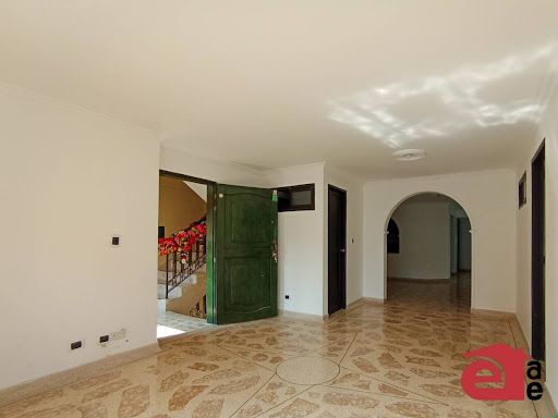 Apartamento en arriendo Antioquia Envigado Villas Del Vallejuelo 1 135 m2 Habitaciones 3 Baños 2 Garajes 1 Precio $3050000