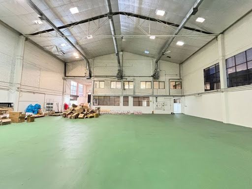 Bodega en arriendo Antioquia Envigado Las Vegas 1358 m2 Habitaciones 0 Baños 6 Garajes 3 Precio $42000000