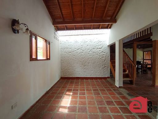 Casa Campestre en arriendo Antioquia Envigado San Rafael 250 m2 Habitaciones 4 Baños 2 Garajes 2 Precio $6900000