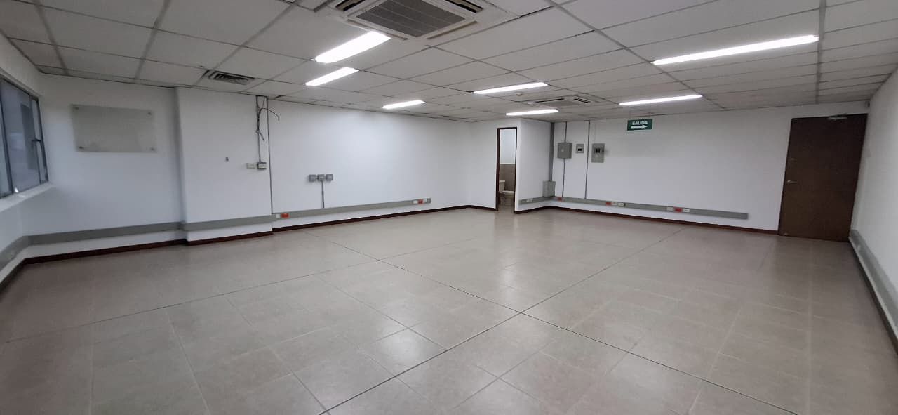 Local en arriendo Antioquia La Estrella San Agustín 72 m2 Habitaciones 0 Baños 1 Garajes 1 Precio $2700000