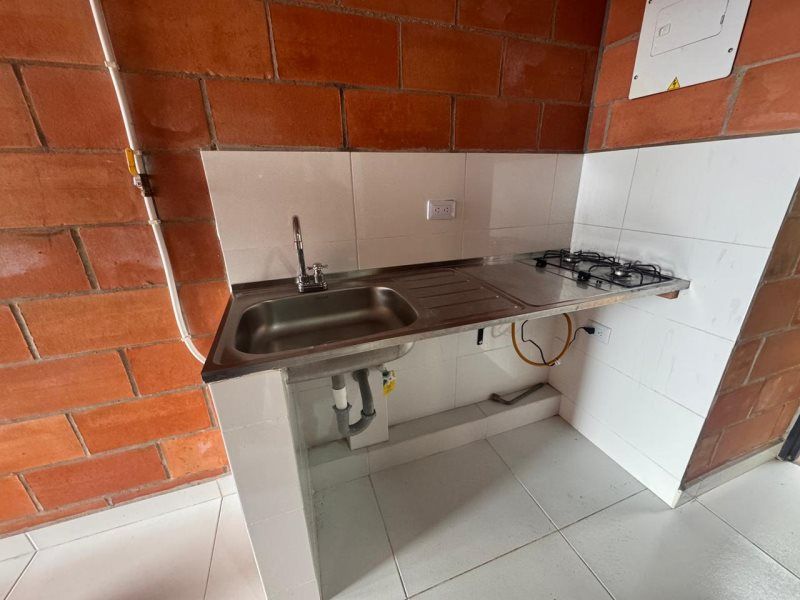 Apartaestudio en arriendo Antioquia Envigado Uribe Ángel 30 m2 Habitaciones 1 Baños 1 Garajes 0 Precio $1100000