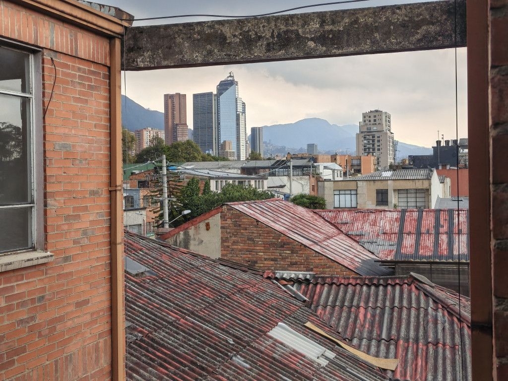 Oficina en arriendo Cundinamarca Bogotá La Soledad 46 m2 Habitaciones 0 Baños 1 Garajes 1 Precio $1610000