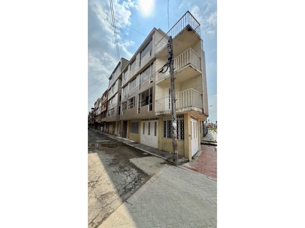 Edificio en venta Cundinamarca Bogotá Bavaria 110 m2 Habitaciones 15 Baños 9 Garajes 0 Precio $1500000000