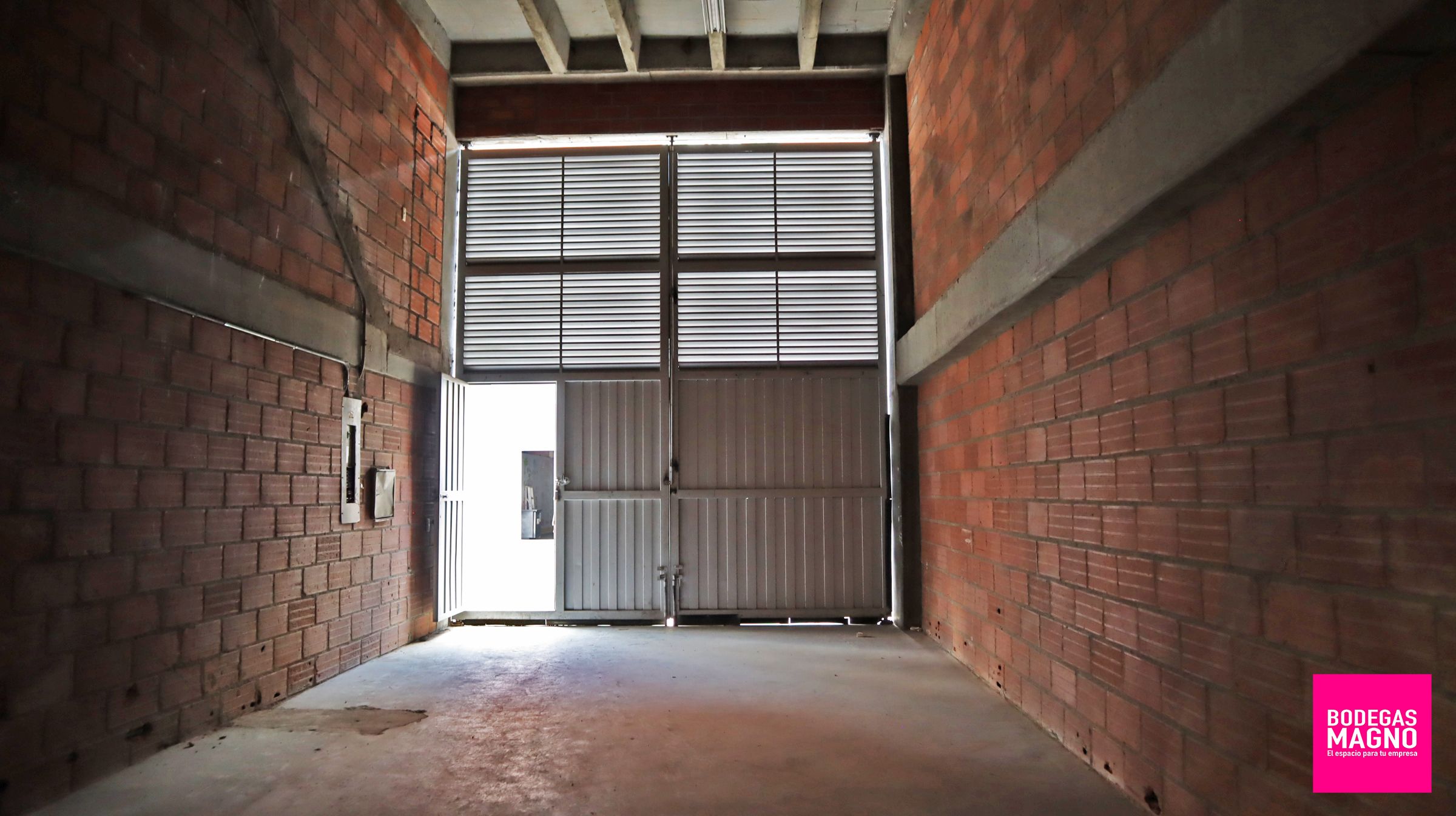 Bodega en arriendo Antioquia Itagüí Zona Industrial 1 490 m2 Habitaciones 0 Baños 2 Garajes 6 Precio $20500000