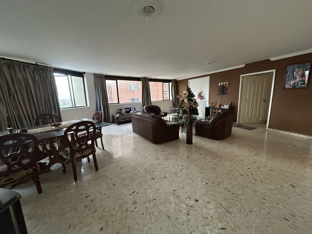 Apartamento en venta Atlántico Barranquilla Altos Del Prado 351 m2 Habitaciones 5 Baños 5 Garajes 3 Precio $1300000000