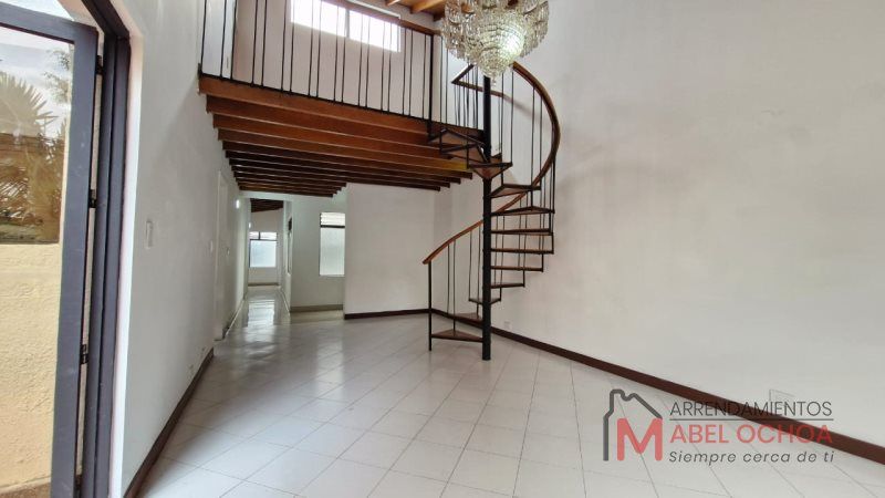 Apartamento en arriendo Antioquia Medellín Urbanizacion Los Colores 137 m2 Habitaciones 4 Baños 3 Garajes 1 Precio $3500000