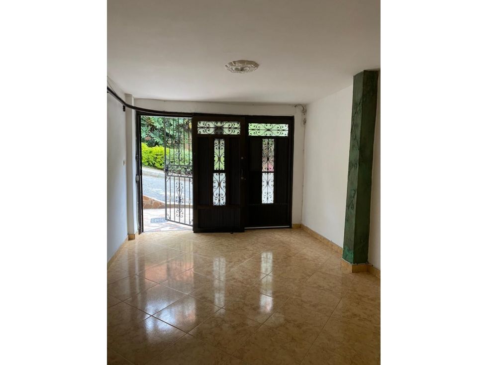 Apartamento en arriendo Antioquia Itagüí Santa Maria Et Iii 70 m2 Habitaciones 3 Baños 1 Garajes 1 Precio $1900000