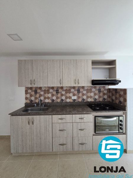 Apartamento en arriendo Antioquia Itagüí Vereda El Porvenir 60 m2 Habitaciones 3 Baños 2 Garajes 0 Precio $2500000