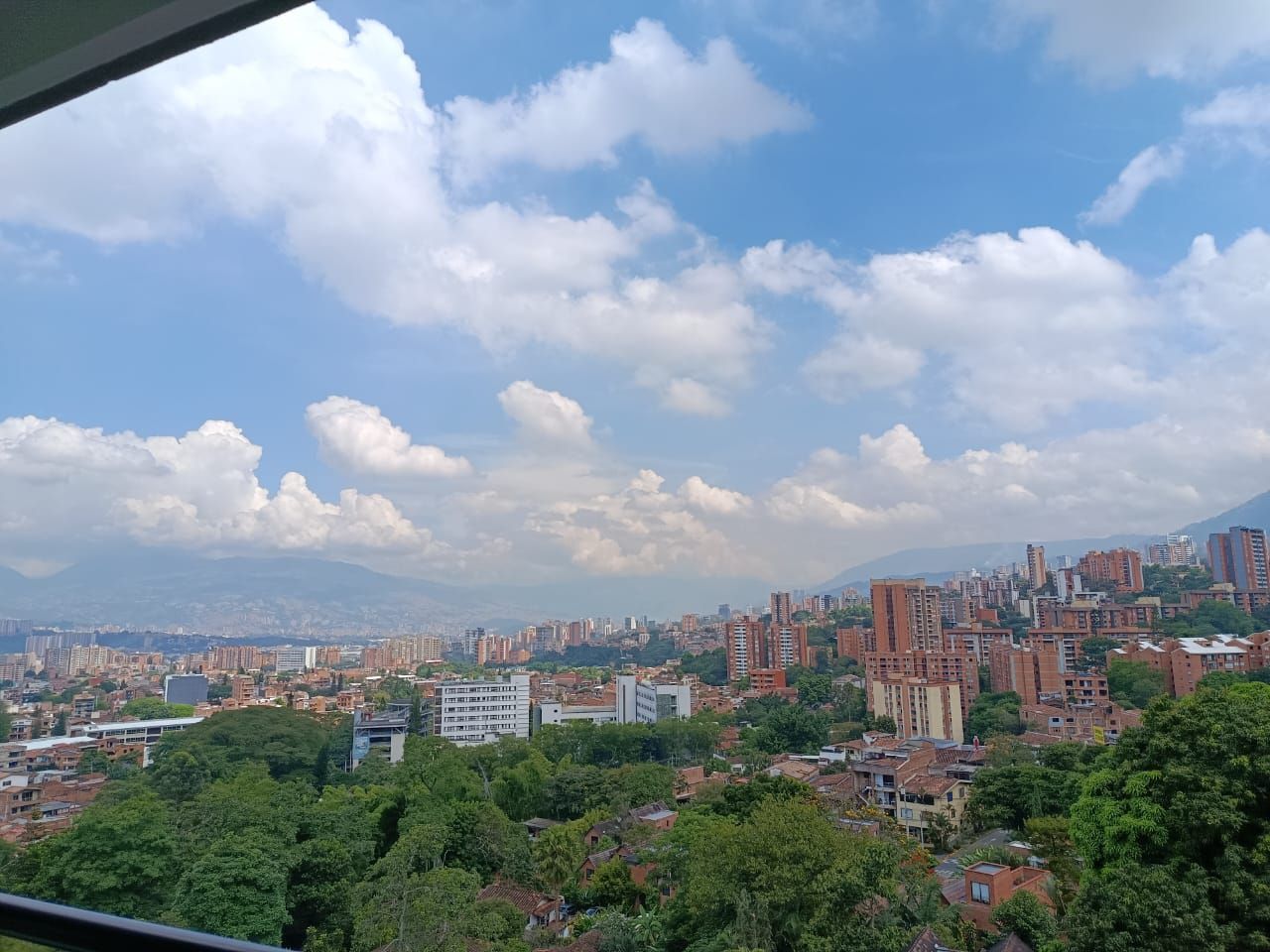 Apartamento en arriendo Antioquia Envigado La Pradera 99 m2 Habitaciones 2 Baños 2 Garajes 1 Precio $4900000