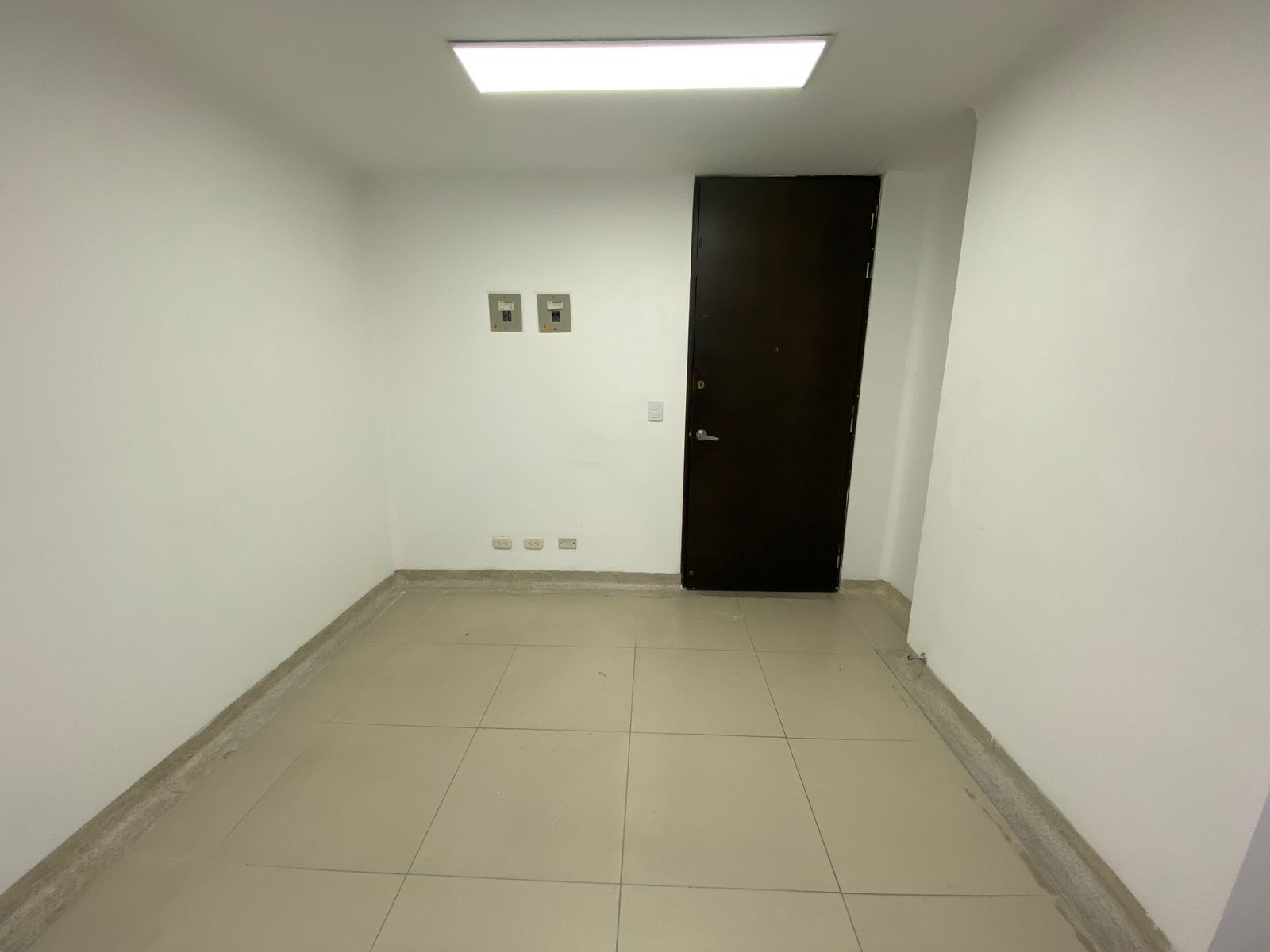 Consultorio en arriendo Antioquia Medellín La Castellana 22 m2 Habitaciones 0 Baños 1 Garajes 0 Precio $2500000