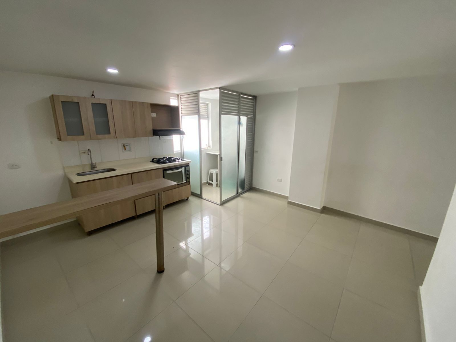 Apartamento en arriendo Antioquia Sabaneta Calle Del Banco 50 m2 Habitaciones 2 Baños 1 Garajes 0 Precio $1950000