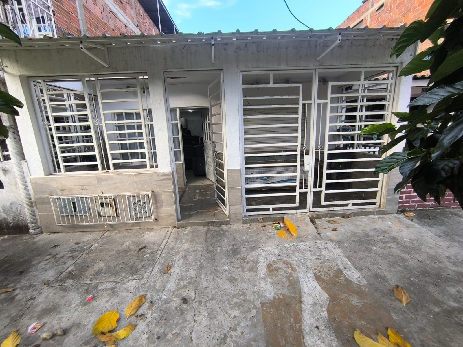 Casa en venta Valle Del Cauca Cali Los Lagos 90 m2 Habitaciones 4 Baños 2 Garajes 0 Precio $195000000