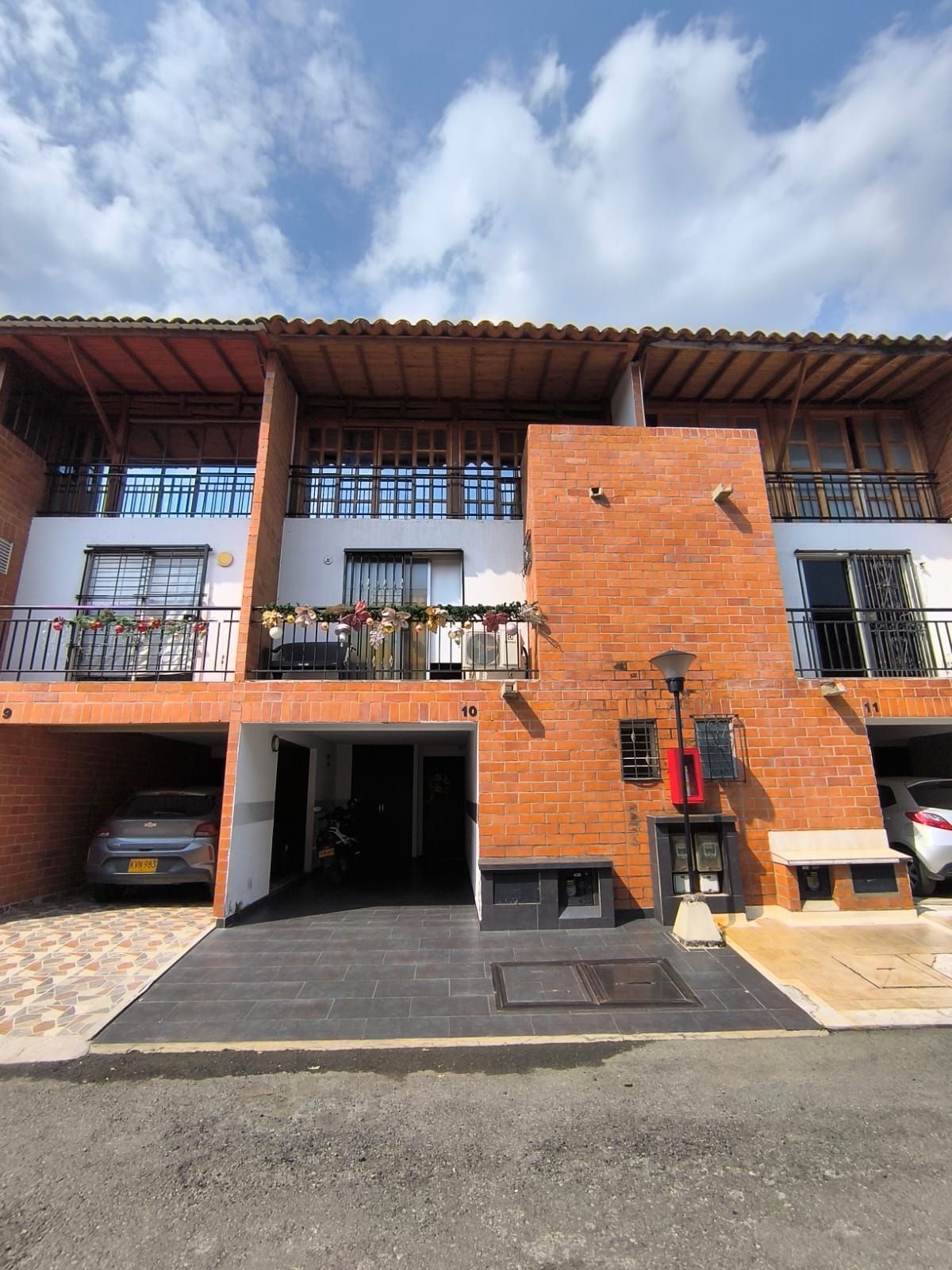 Casa en venta Valle Del Cauca Cali Lili 174 m2 Habitaciones 5 Baños 4 Garajes 1 Precio $490000000