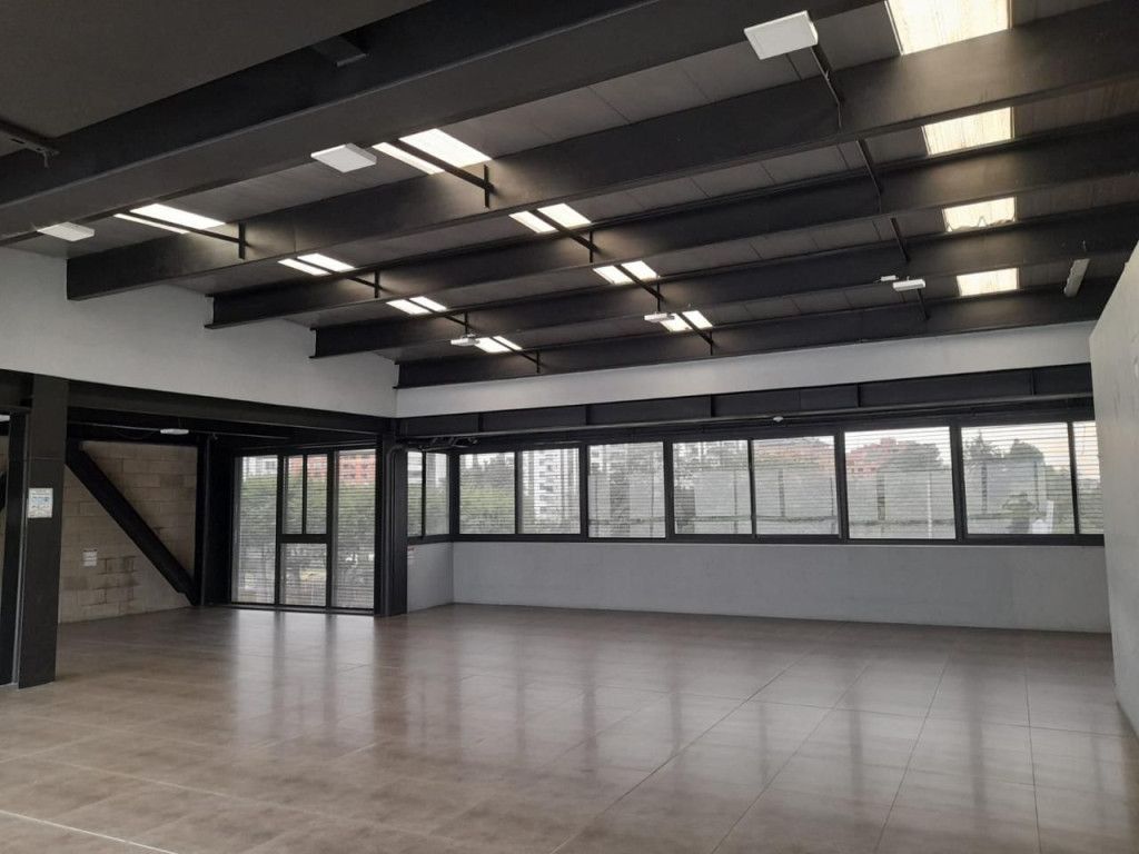 Local en arriendo Cundinamarca Bogotá Bella Suiza 1170 m2 Habitaciones 0 Baños 1 Garajes 0 Precio $110000000
