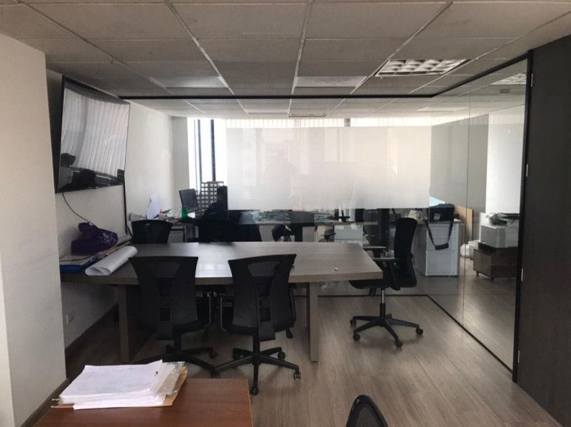 Oficina en venta Cundinamarca Bogotá Chico Norte Et Iii 62 m2 Habitaciones 0 Baños 1 Garajes 2 Precio $400000000