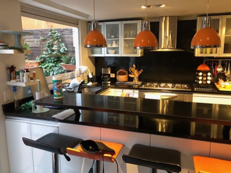 Casa en venta Cundinamarca Bogotá El Contador 180 m2 Habitaciones 5 Baños 3 Garajes 2 Precio $1050000000