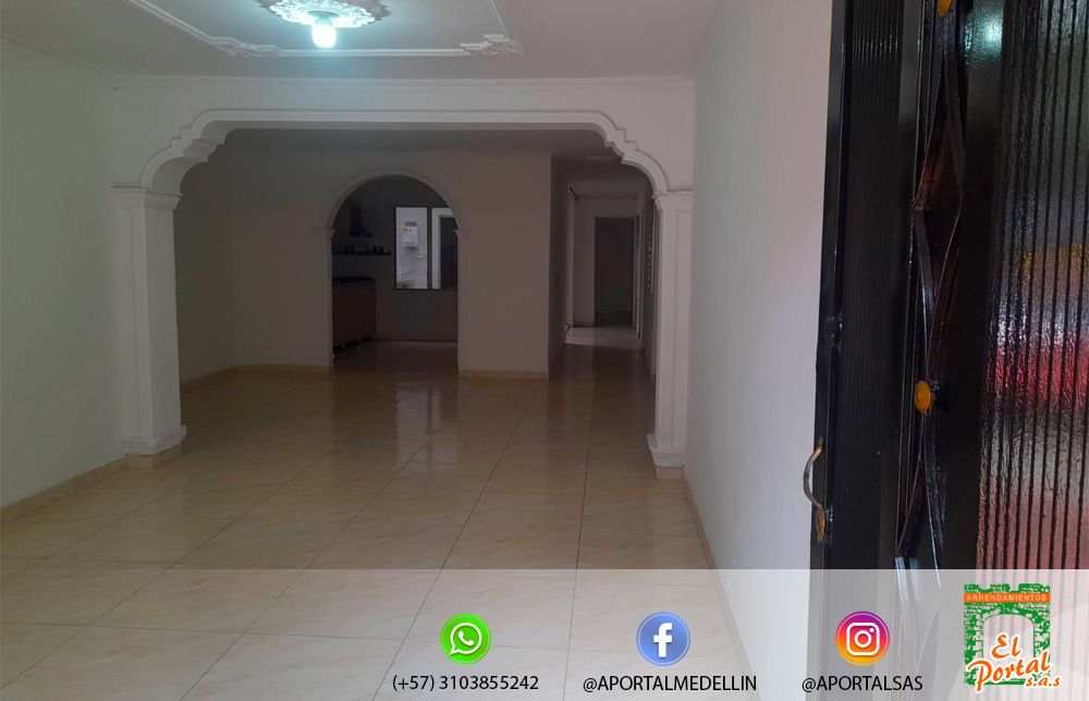 Casa en arriendo Antioquia Medellín Santa Fe 100 m2 Habitaciones 3 Baños 2 Garajes 0 Precio $2700000