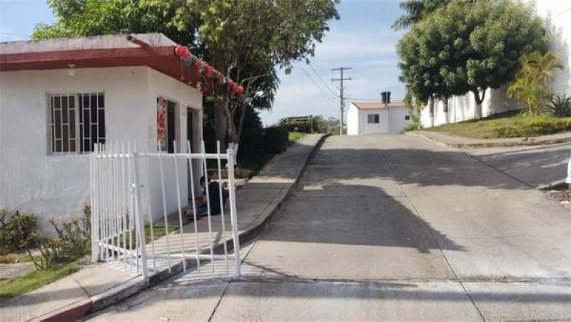 Casa en venta Bolívar Turbaco Sc Plan Parejo 108 m2 Habitaciones 3 Baños 3 Garajes 1 Precio $241333600