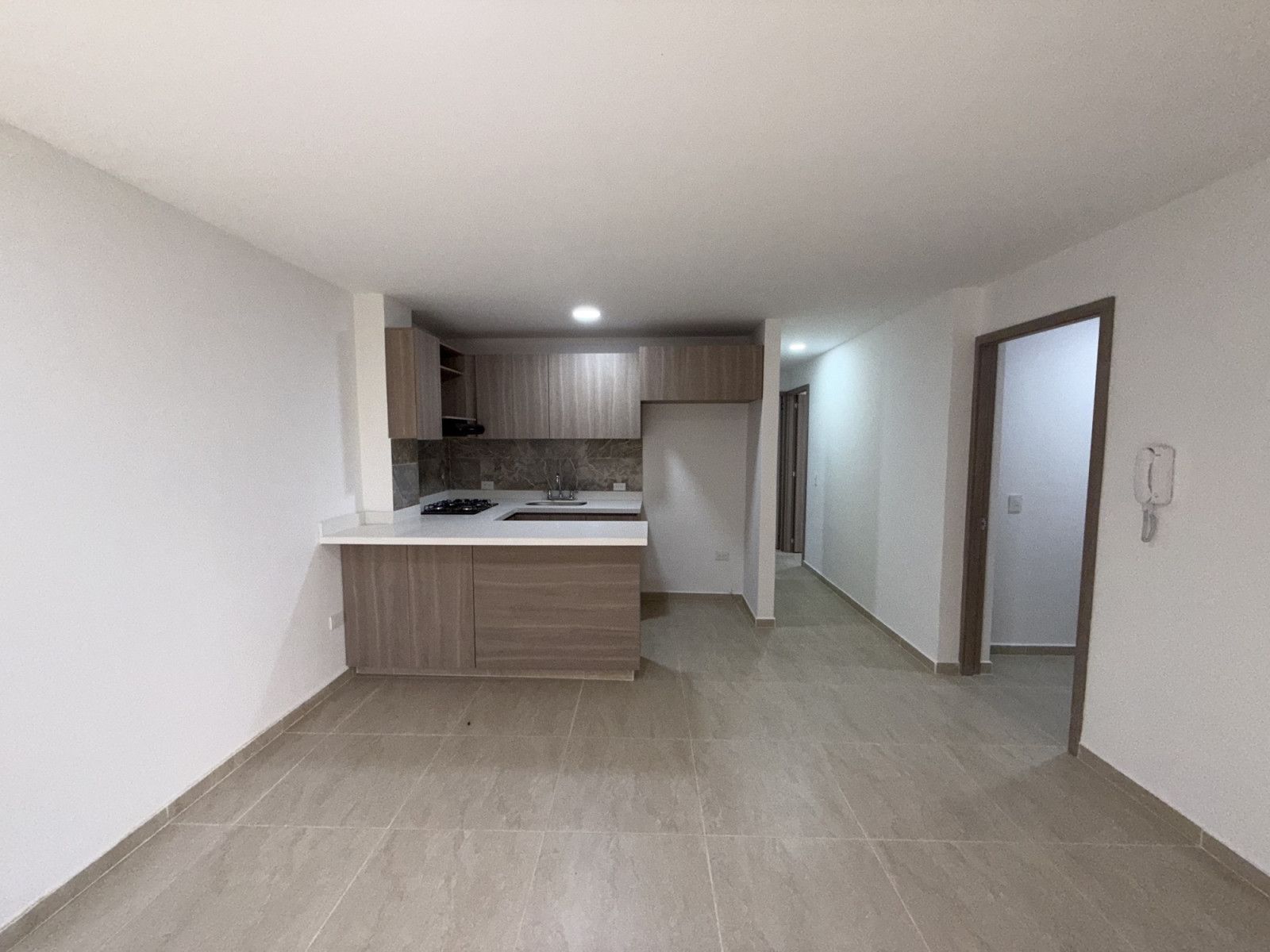 Apartamento en arriendo Antioquia Medellín Santa Fe 60 m2 Habitaciones 2 Baños 2 Garajes 0 Precio $2600000