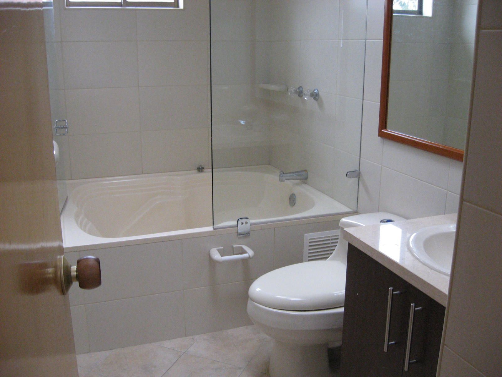 Casa en venta Cundinamarca Bogotá Santa Ana Occidental 250 m2 Habitaciones 4 Baños 4 Garajes 3 Precio $5200000000