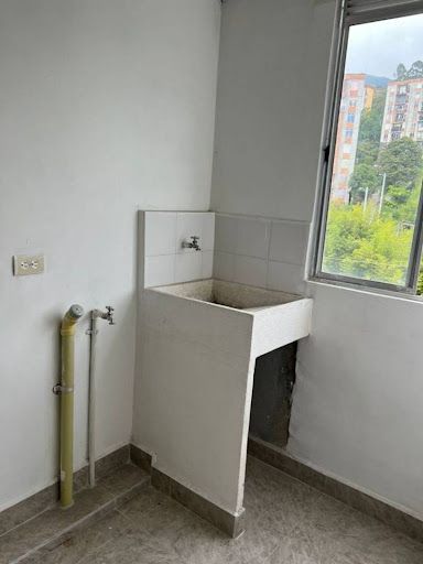 Apartamento en arriendo Antioquia Medellín Urbanizacion Villa Suramericana 45 m2 Habitaciones 2 Baños 1 Garajes 0 Precio $800000