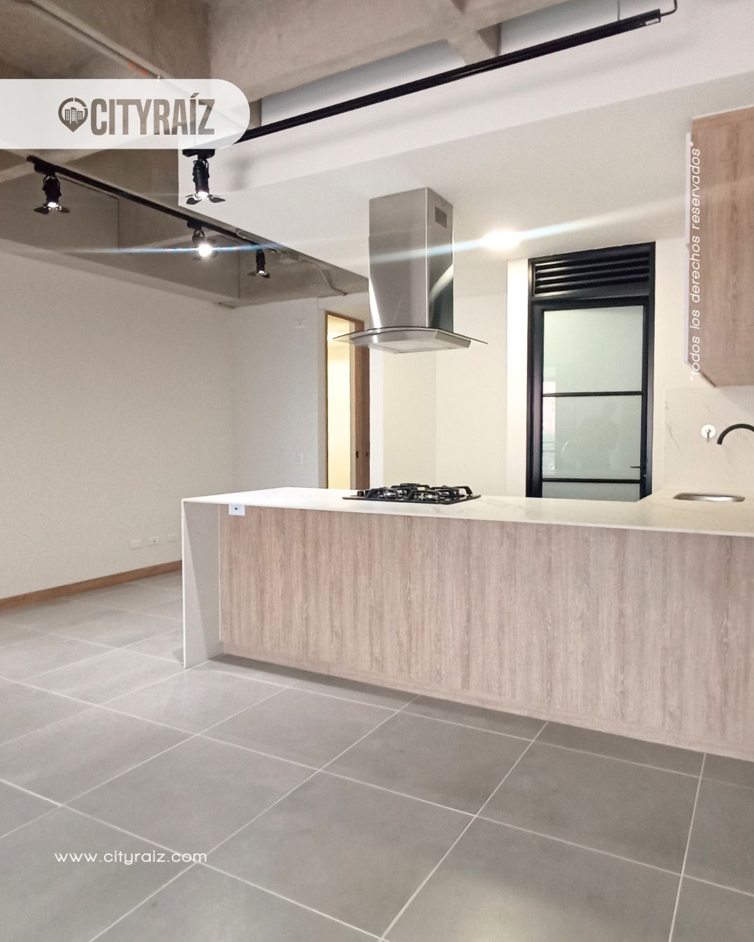 Apartamento en venta Antioquia Envigado La Orquídea 76 m2 Habitaciones 2 Baños 3 Garajes 2 Precio $895000000