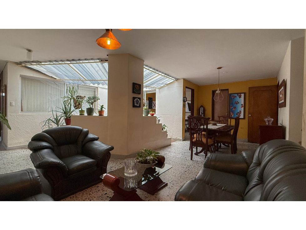 Casa en venta Antioquia Medellín Belen 170 m2 Habitaciones 5 Baños 2 Garajes 0 Precio $850000000