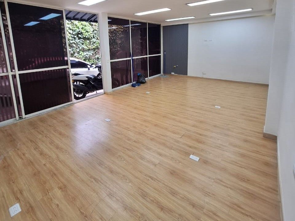 Local en arriendo Antioquia Medellín Patio Bonito 30 m2 Habitaciones 0 Baños 0 Garajes 0 Precio $3500000