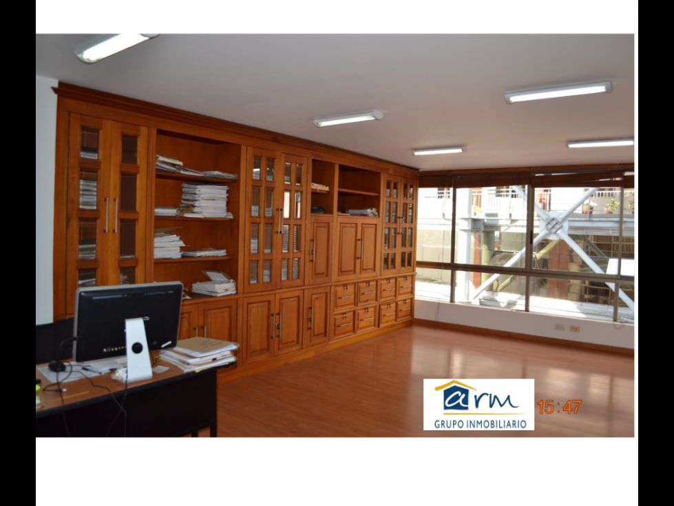 Oficina en venta Quindío Armenia Sector Centro 120 m2 Habitaciones 0 Baños 2 Garajes 1 Precio $380000000