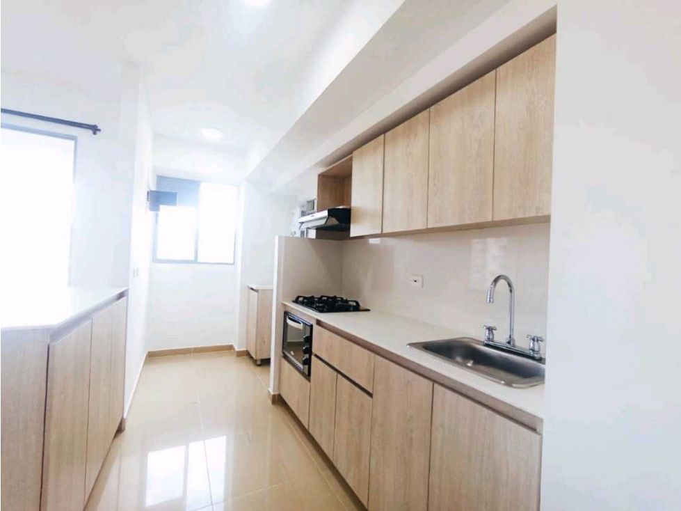 Apartamento en arriendo Antioquia Medellín Santa Rosa De Lima 82 m2 Habitaciones 3 Baños 2 Garajes 1 Precio $3400000