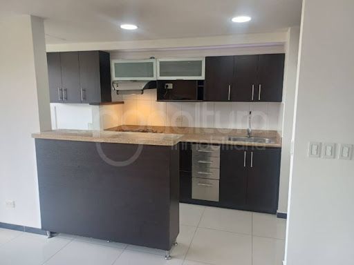 Apartamento en arriendo Antioquia Envigado Alto De Misael 68 m2 Habitaciones 2 Baños 2 Garajes 1 Precio $3200000