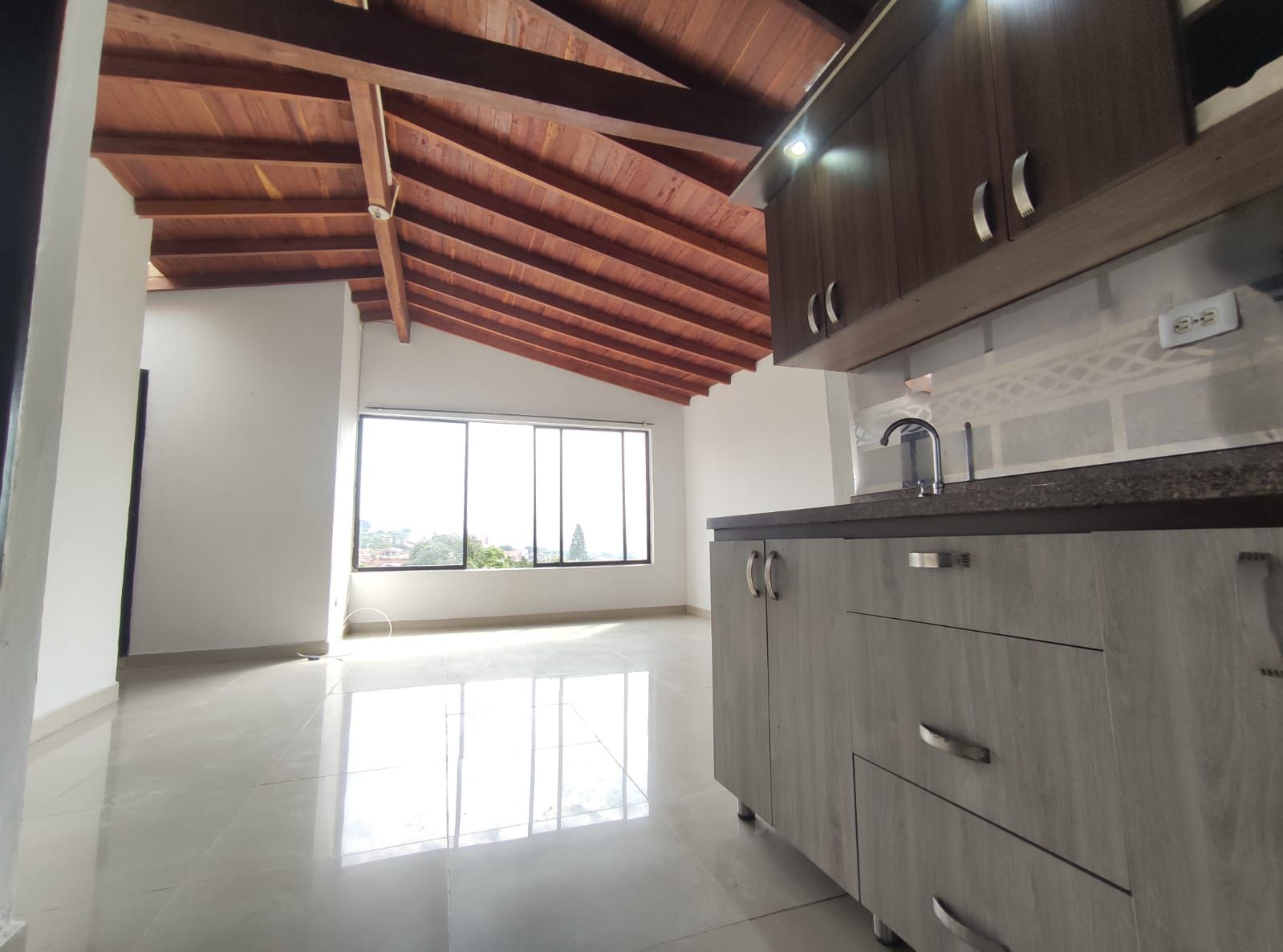 Apartamento en venta Antioquia Medellín Campo Valdes No1 73 m2 Habitaciones 3 Baños 2 Garajes 0 Precio $235000000