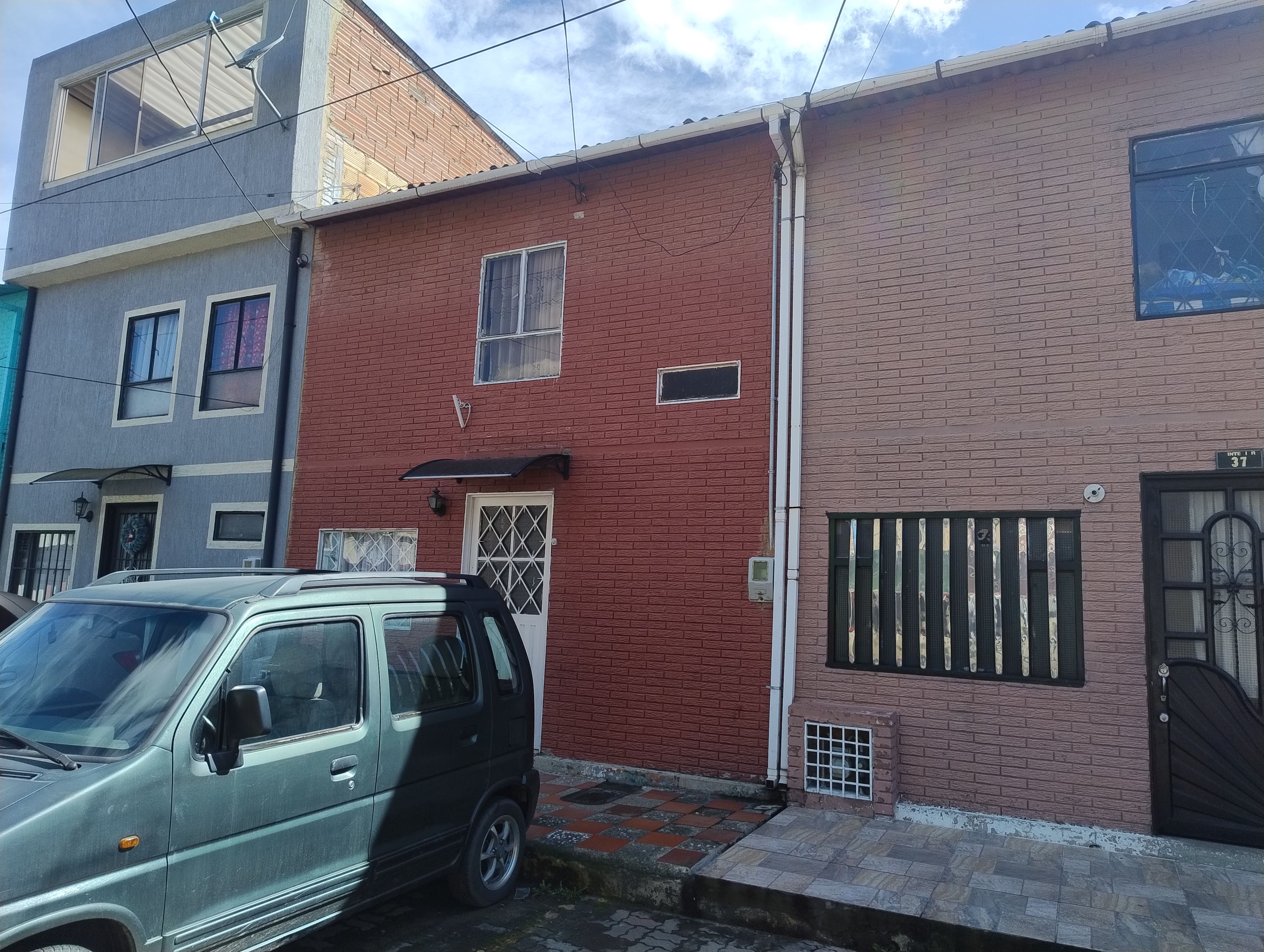 Casa en venta Cundinamarca Bogotá Nuevo Muzu 120 m2 Habitaciones 4 Baños 3 Garajes 1 Precio $345000000