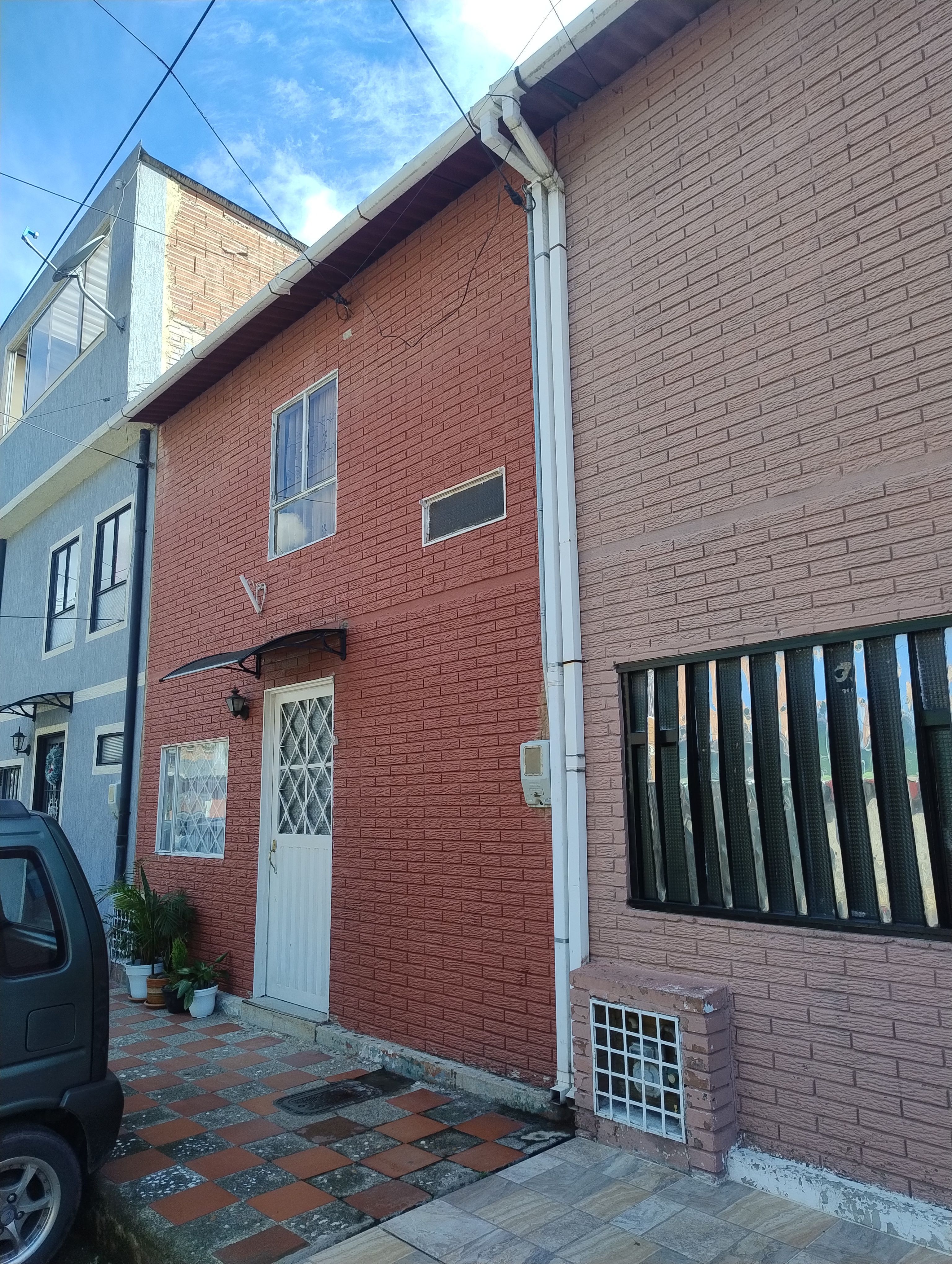 Casa en venta Cundinamarca Bogotá Nuevo Muzu 120 m2 Habitaciones 4 Baños 3 Garajes 1 Precio $345000000