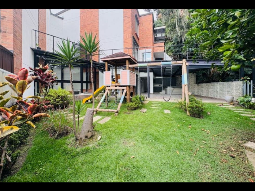 Casa en venta Antioquia Envigado La Mesa 45 m2 Habitaciones 2 Baños 1 Garajes 0 Precio $1200000000