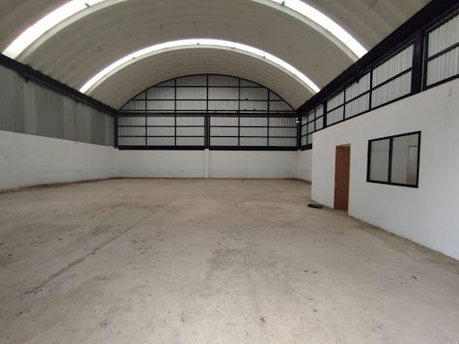 Bodega en arriendo Antioquia El Carmen De Viboral El Carmen De Viboral 285 m2 Habitaciones 0 Baños 2 Garajes 5 Precio $8500000
